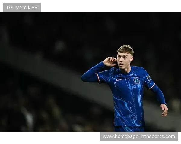 切尔西倒三角传递至位，帕尔默一脚中靶