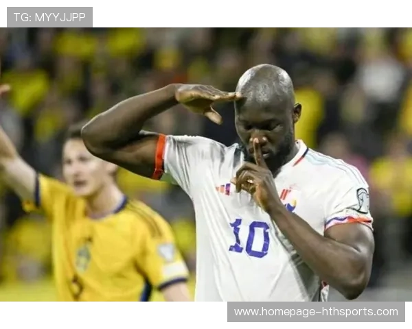 卢卡库力量型突破：在防线缝隙中制造漏洞并传射建功